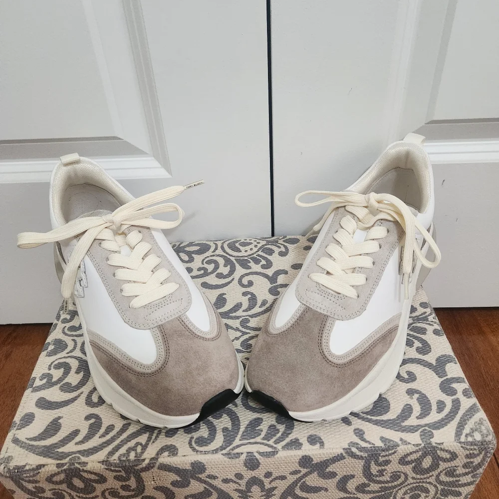 Tory Burch Good Luck Trainer Suede Sneakers Size 8.5